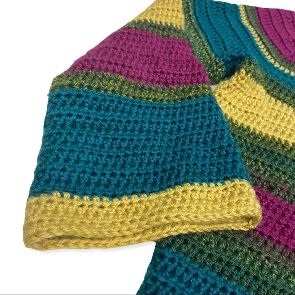 Chunky Hand-Knit Color Block Sweater - Picture 6 of 12